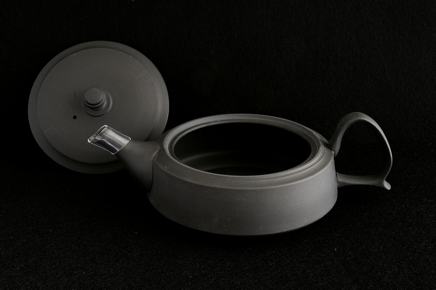 Kyusu Takasuke Kuro